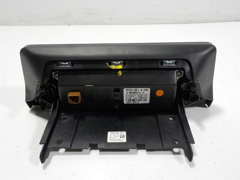 Recambio de pantalla multifuncion para toyota proace city 1.5 dci referencia OEM IAM  983658648000 