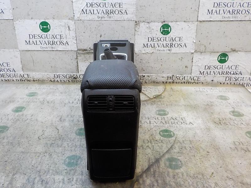 Recambio de apoyabrazos central para nissan x-trail (t31) 2.0 dci turbodiesel cat referencia OEM IAM 96910JG03B  