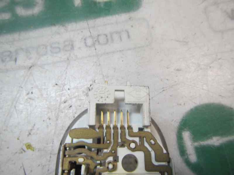 Recambio de piloto interior para nissan qashqai (j10) 2.0 dci turbodiesel cat referencia OEM IAM 26430BC001  