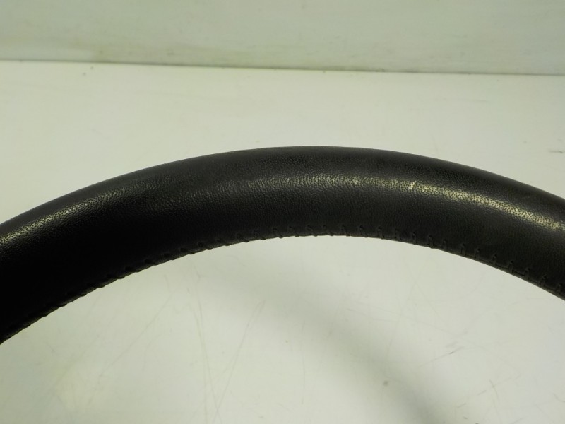 Recambio de volante para renault megane iii berlina 5 p dynamique referencia OEM IAM   