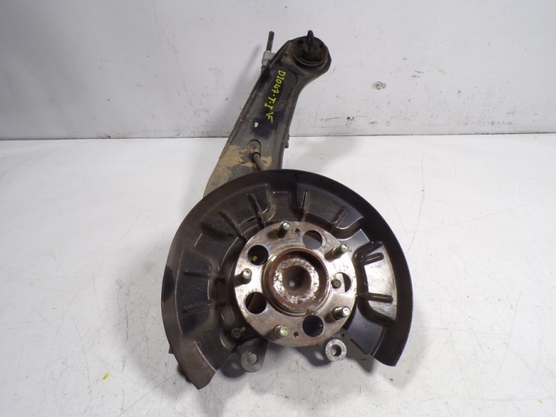 Recambio de mangueta trasera izquierda para kia ceed 1.6 crdi cat referencia OEM IAM 52710G4AA0  