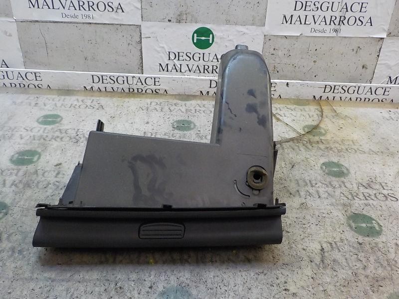 Recambio de guantera para mitsubishi colt berlina 3 (cz) referencia OEM IAM   