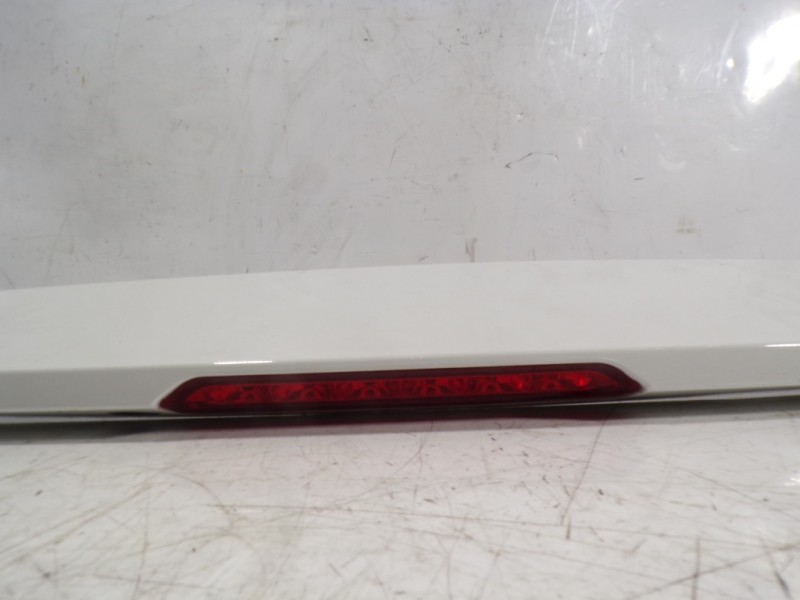 Recambio de aleron trasero para opel mokka 1.6 cdti dpf referencia OEM IAM 95287149  