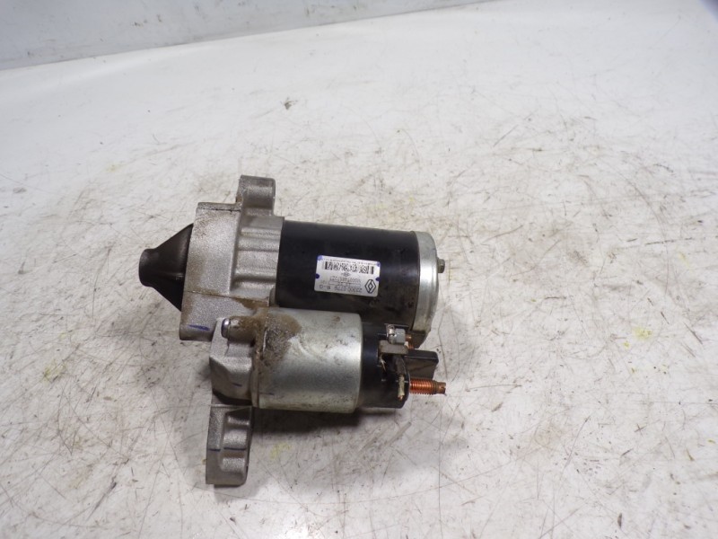 Recambio de motor arranque para dacia sandero stepway referencia OEM IAM 233000779R 233000779R M000T46572ZT