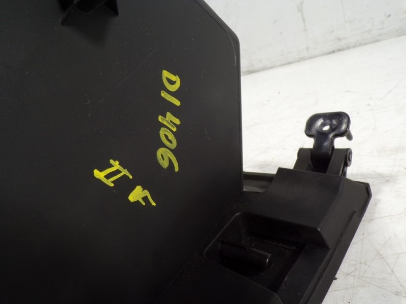 Recambio de guantera para opel mokka 1.6 cdti dpf referencia OEM IAM 42476068  