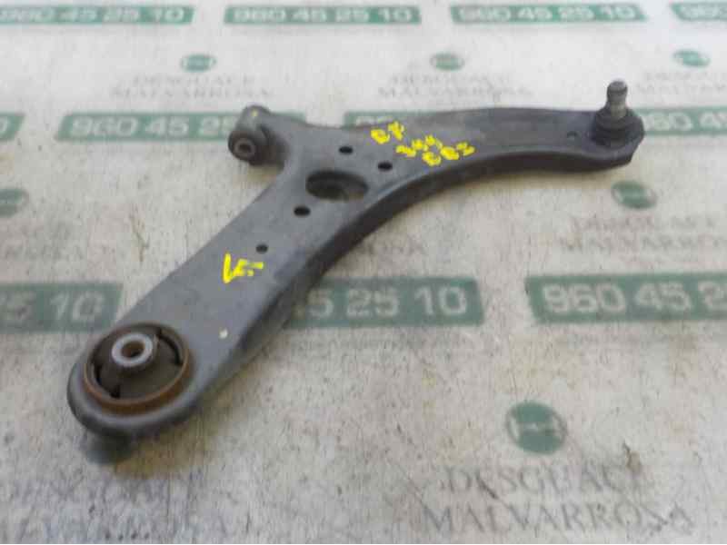 Recambio de brazo suspension inferior delantero derecho para kia rio (yb) 1.2 cat referencia OEM IAM 545011W000  