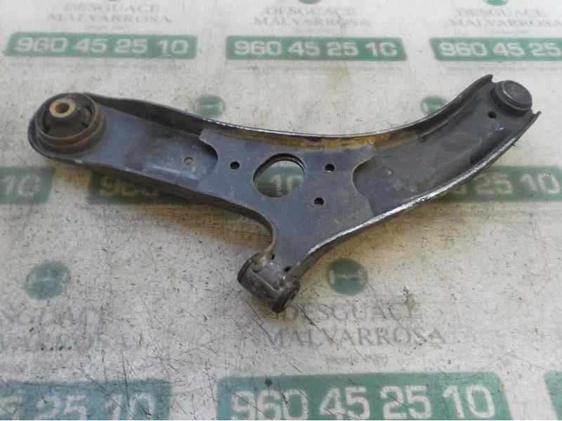 Recambio de brazo suspension inferior delantero derecho para kia rio (yb) 1.2 cat referencia OEM IAM 545011W000  