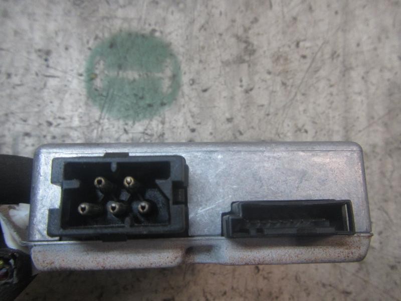 Recambio de modulo electronico para bmw serie 5 berlina (e60) 525d referencia OEM IAM 61359110845 6135695775901 75789012