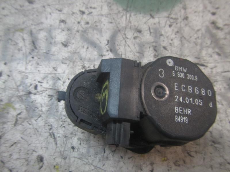 Recambio de motor apertura trampillas climatizador para bmw serie 5 berlina (e60) 525d referencia OEM IAM  69303009 