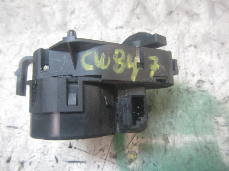 Recambio de motor apertura trampillas climatizador para bmw serie 5 berlina (e60) 525d referencia OEM IAM  69303009 