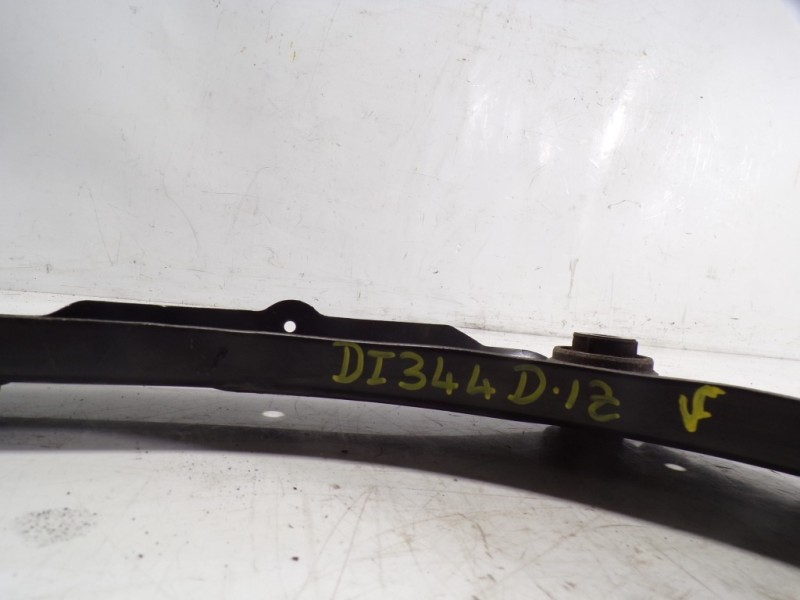 Recambio de brazo suspension inferior delantero izquierdo para renault scenic iii grand dynamique referencia OEM IAM 545016101R 