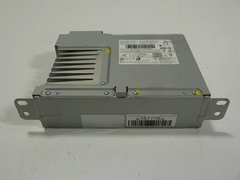 Recambio de sistema audio / radio cd para toyota proace city 1.5 dci referencia OEM IAM  9818777680 