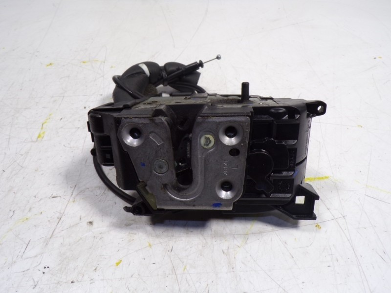 Recambio de cerradura puerta trasera izquierda para renault scenic iii grand dynamique referencia OEM IAM 825030032R  