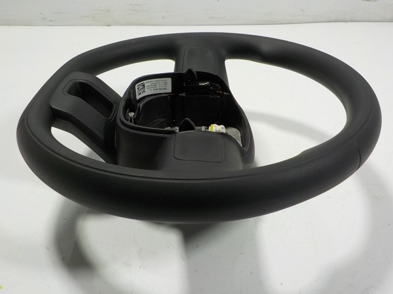 Recambio de volante para toyota proace city 1.5 dci referencia OEM IAM  98210208ZD 