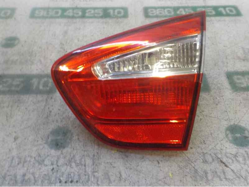 Recambio de piloto trasero derecho interior para kia rio (yb) 1.2 cat referencia OEM IAM 924401W200  