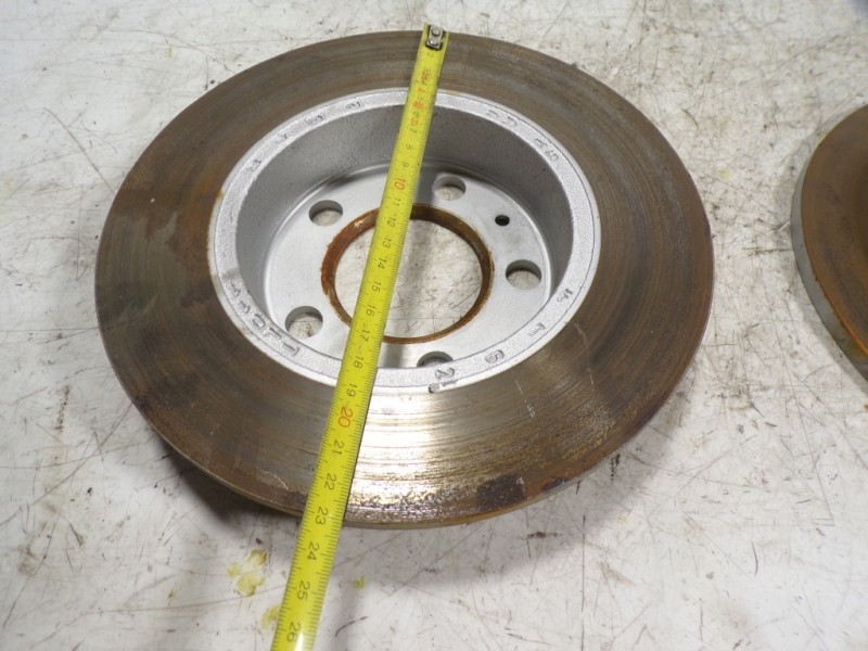 Recambio de disco freno trasero para audi a1 sportback (gba) 1.0 tfsi referencia OEM IAM 2Q0615601H  