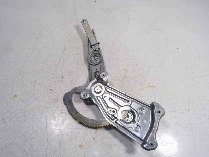 Recambio de elevalunas trasero derecho para renault scenic iii grand dynamique referencia OEM IAM 827208148R 966415103 966415103