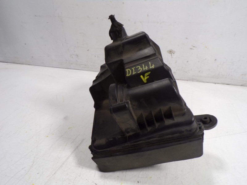 Recambio de filtro aire para renault scenic iii grand dynamique referencia OEM IAM 8200947663 8200947663 1032331S03