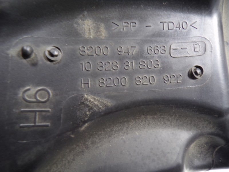 Recambio de filtro aire para renault scenic iii grand dynamique referencia OEM IAM 8200947663 8200947663 1032331S03