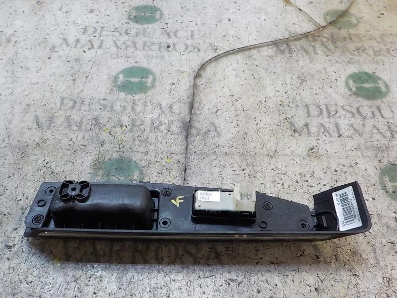 Recambio de mando elevalunas trasero derecho para jeep compass limited 4x4 referencia OEM IAM 4602933AA  