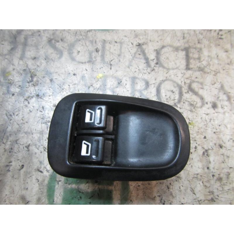 Recambio de mando elevalunas delantero izquierdo para peugeot 206 berlina 1.4 referencia OEM IAM   