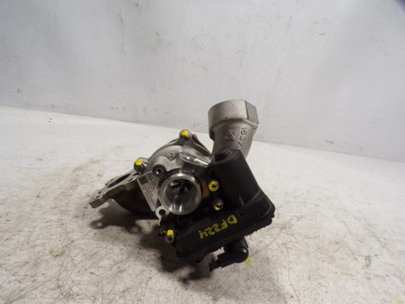 Recambio de turbocompresor para audi a1 sportback (gba) 1.0 tfsi referencia OEM IAM 04C145703 04C145703 725038850