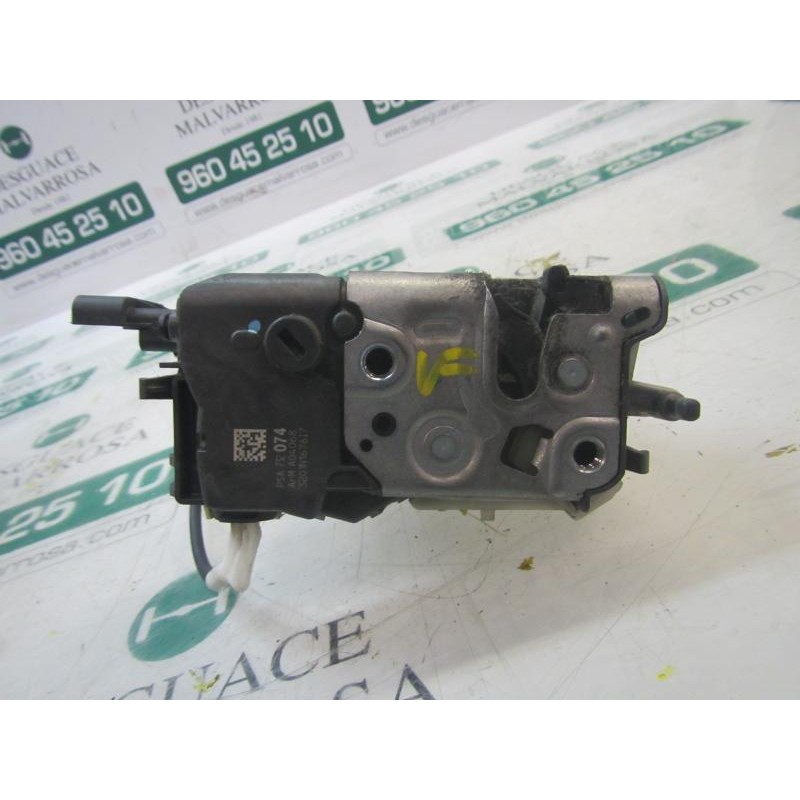 Recambio de cerradura puerta delantera derecha para peugeot 308 1.6 16v hdi referencia OEM IAM 9800616580  