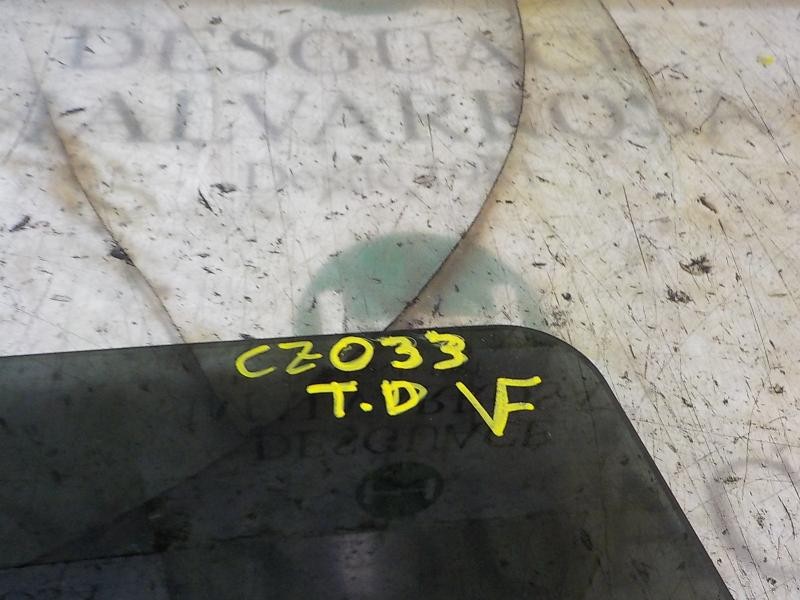 Recambio de cristal puerta trasero derecho para dodge journey 2.0 16v crd cat referencia OEM IAM   