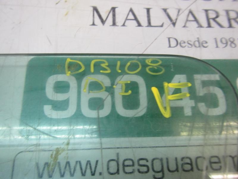 Recambio de cristal puerta delantero izquierdo para peugeot 308 1.6 16v hdi referencia OEM IAM 9201K8  