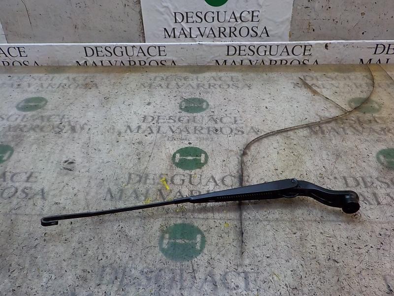 Recambio de brazo limpia delantero derecho para dodge caliber 2.0 16v crd cat referencia OEM IAM 5183259AA  
