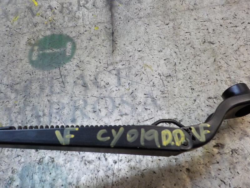 Recambio de brazo limpia delantero derecho para dodge caliber 2.0 16v crd cat referencia OEM IAM 5183259AA  