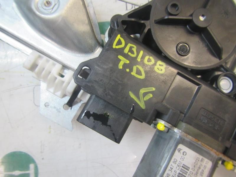 Recambio de elevalunas trasero derecho para peugeot 308 1.6 16v hdi referencia OEM IAM 9224E2  9224E3