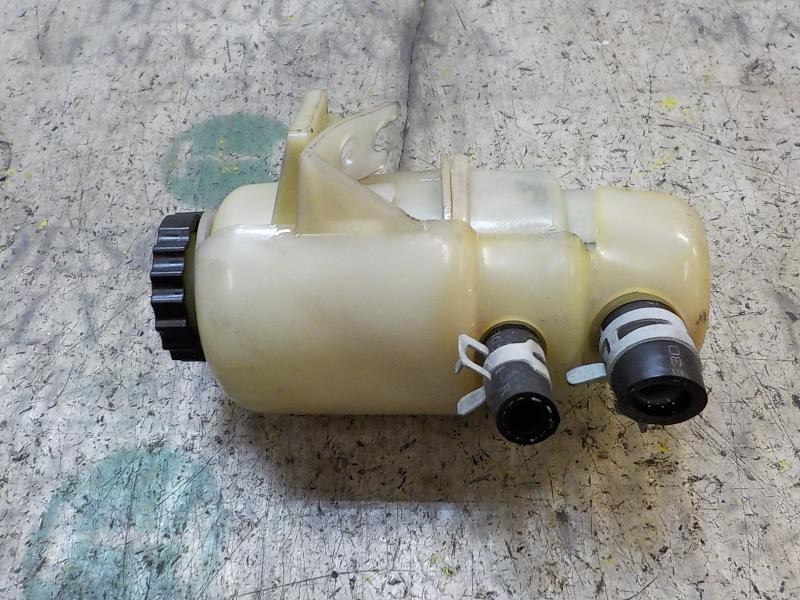 Recambio de deposito servo para dodge journey 2.0 16v crd cat referencia OEM IAM   