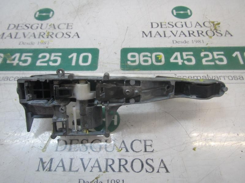 Recambio de maneta exterior delantera derecha para peugeot 308 1.6 16v hdi referencia OEM IAM 9101GH  910959