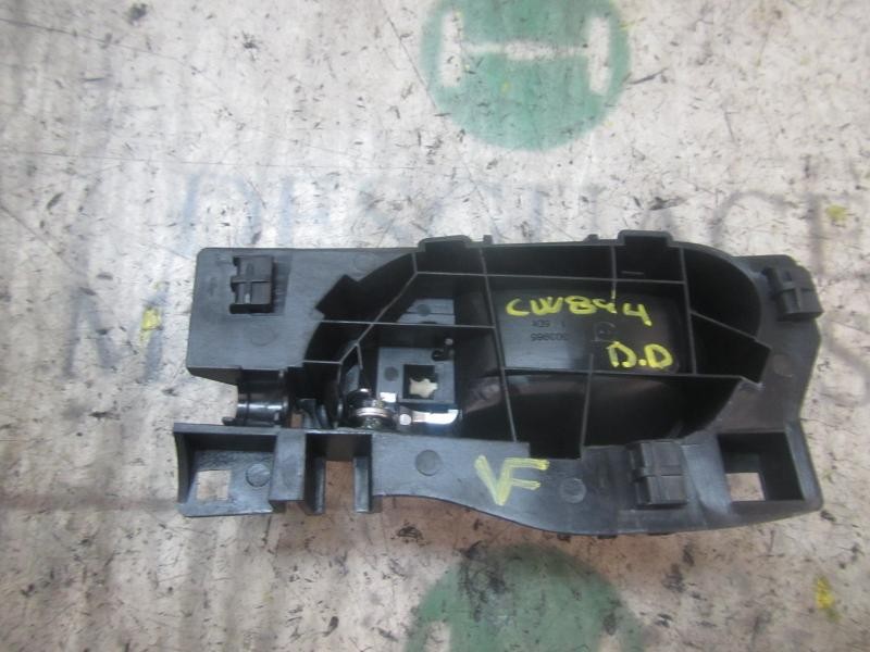 Recambio de maneta interior delantera derecha para peugeot 208 active referencia OEM IAM 9144G4  