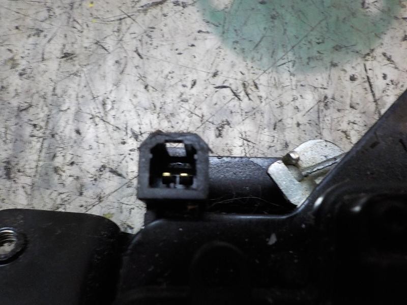 Recambio de cerradura maletero / porton para dodge caliber 2.0 16v crd cat referencia OEM IAM 4589176AB  