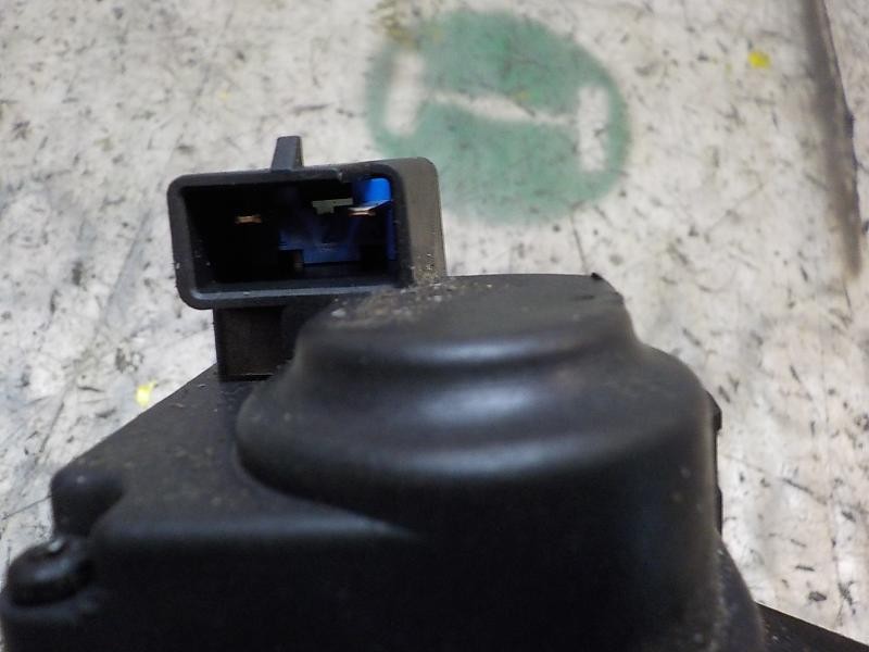 Recambio de cerradura maletero / porton para dodge caliber 2.0 16v crd cat referencia OEM IAM 4589176AB  