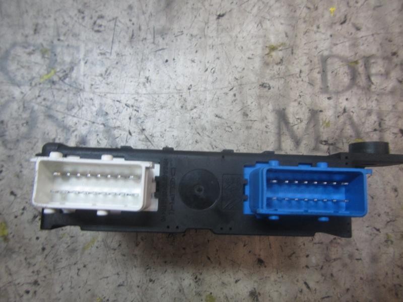 Recambio de modulo electronico para peugeot 208 active referencia OEM IAM 9800559580  25600139