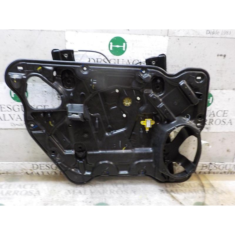 Recambio de elevalunas delantero izquierdo para dodge journey 2.0 16v crd cat referencia OEM IAM   