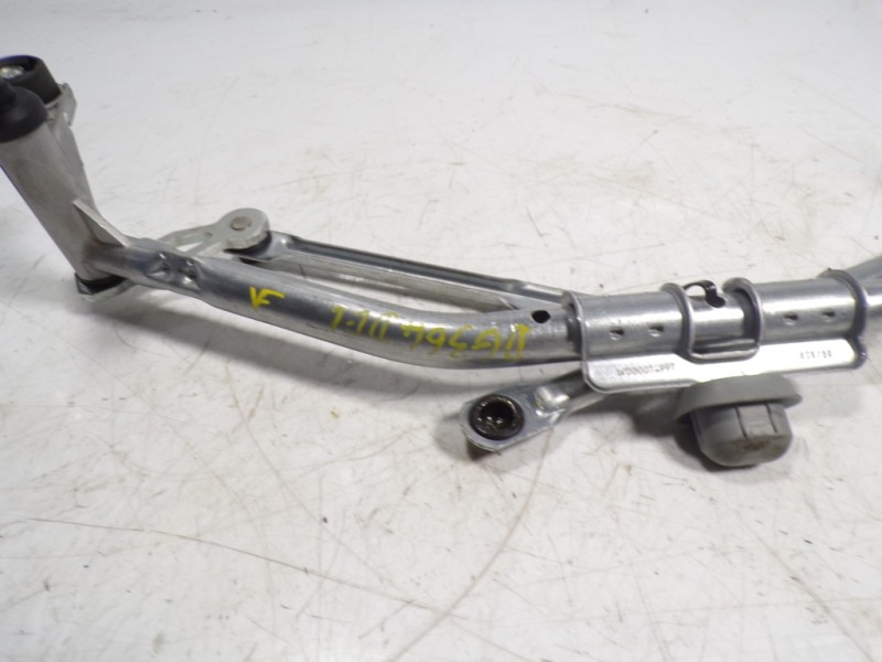 Recambio de articulacion limpia delantero para toyota proace city 1.5 dci referencia OEM IAM   