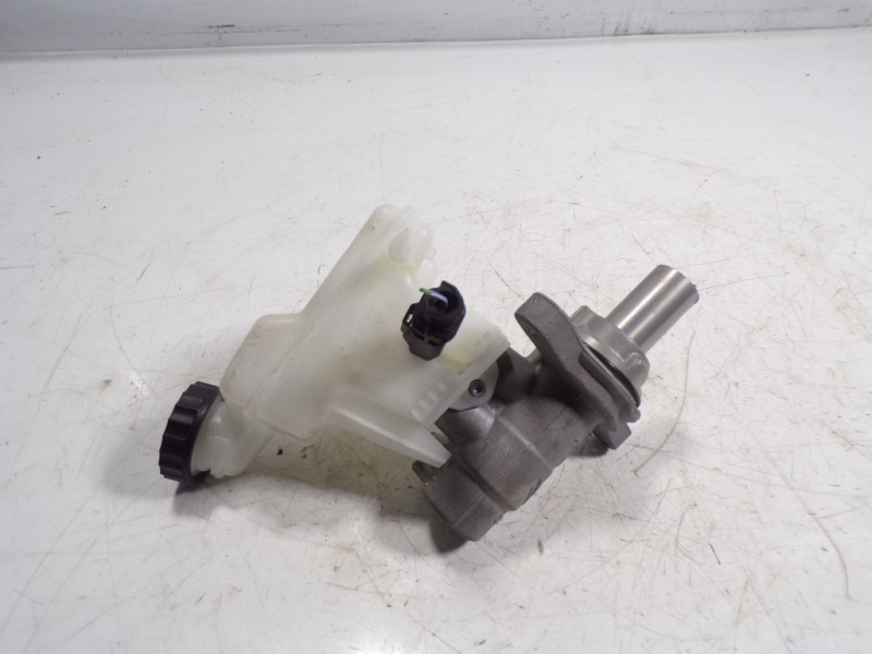 Recambio de bomba freno para toyota proace city 1.5 dci referencia OEM IAM   