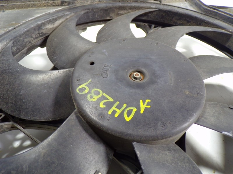 Recambio de electroventilador para fiat punto (199) 1.3 16v jtd dpf cat referencia OEM IAM 51890982  