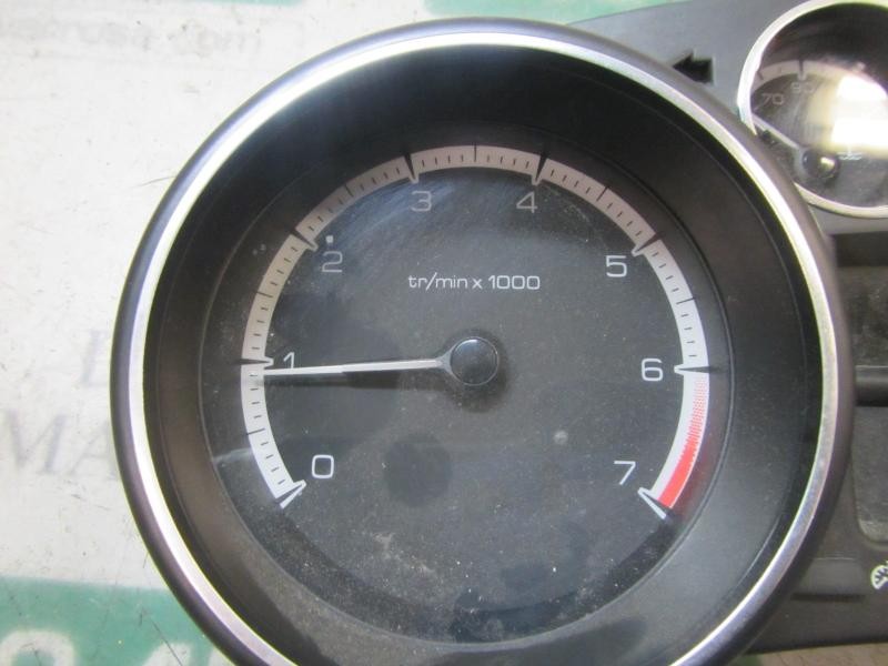 Recambio de cuadro instrumentos para peugeot 308 1.6 16v referencia OEM IAM   