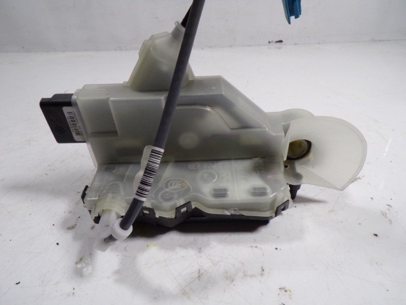 Recambio de cerradura puerta delantera izquierda para toyota proace city 1.5 dci referencia OEM IAM  163434 