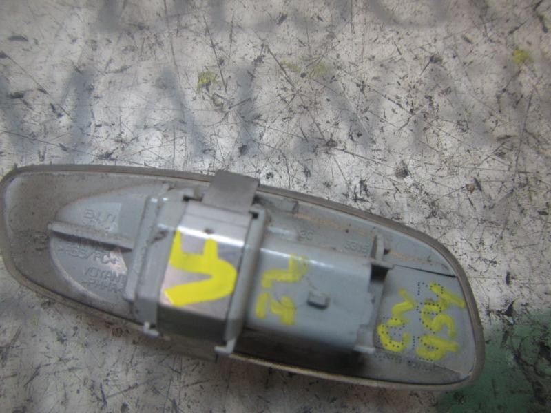 Recambio de piloto lateral izquierdo para peugeot 207 1.4 hdi referencia OEM IAM   