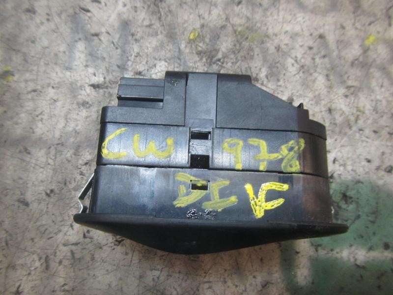 Recambio de mando elevalunas delantero izquierdo para peugeot 206 berlina 1.9 diesel referencia OEM IAM   