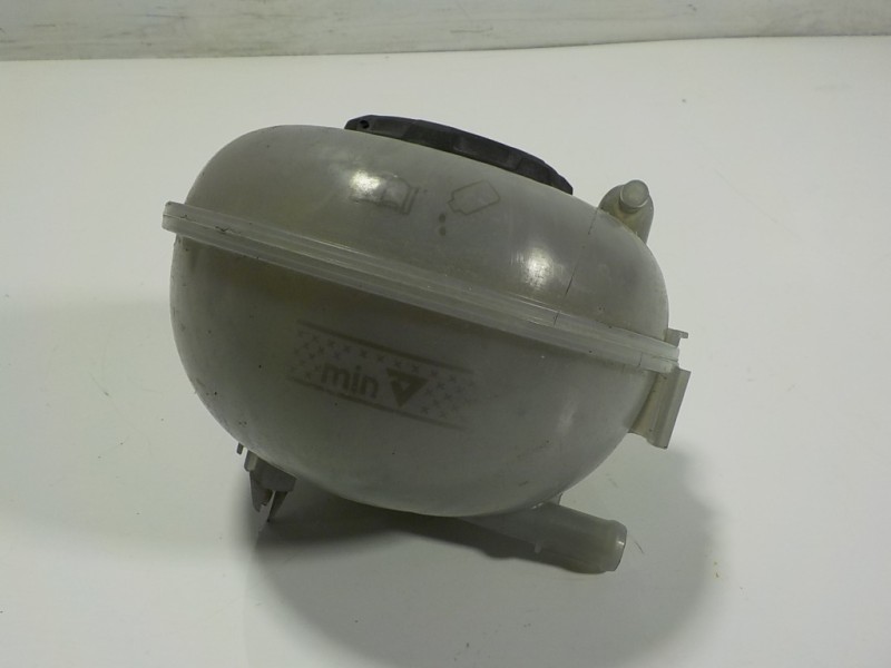 Recambio de deposito expansion para volkswagen golf vii lim. (bq1) 1.5 16v tsi act referencia OEM IAM 5Q0121407G  