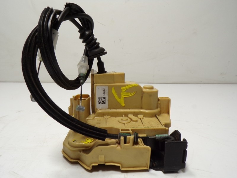 Recambio de cerradura puerta delantera derecha para alfa romeo giulia (952) 2.2 jtdm cat referencia OEM IAM 50536541 50536541 A0