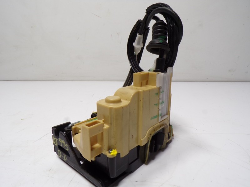 Recambio de cerradura puerta delantera derecha para alfa romeo giulia (952) 2.2 jtdm cat referencia OEM IAM 50536541 50536541 A0