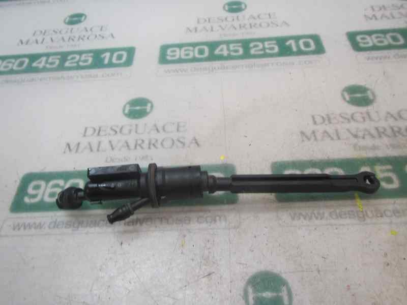 Recambio de bomba embrague para peugeot 308 1.6 16v hdi fap referencia OEM IAM 9673765980  